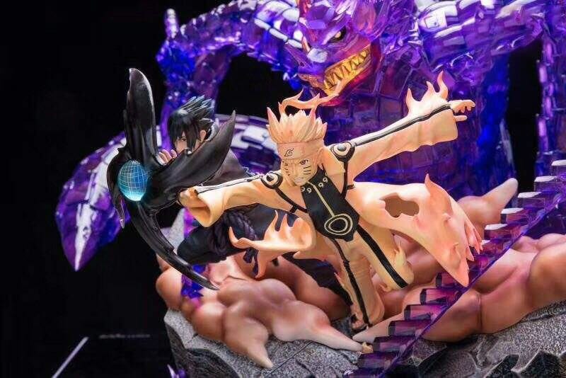 Figurine Collector en Resine Sasuke et Naruto